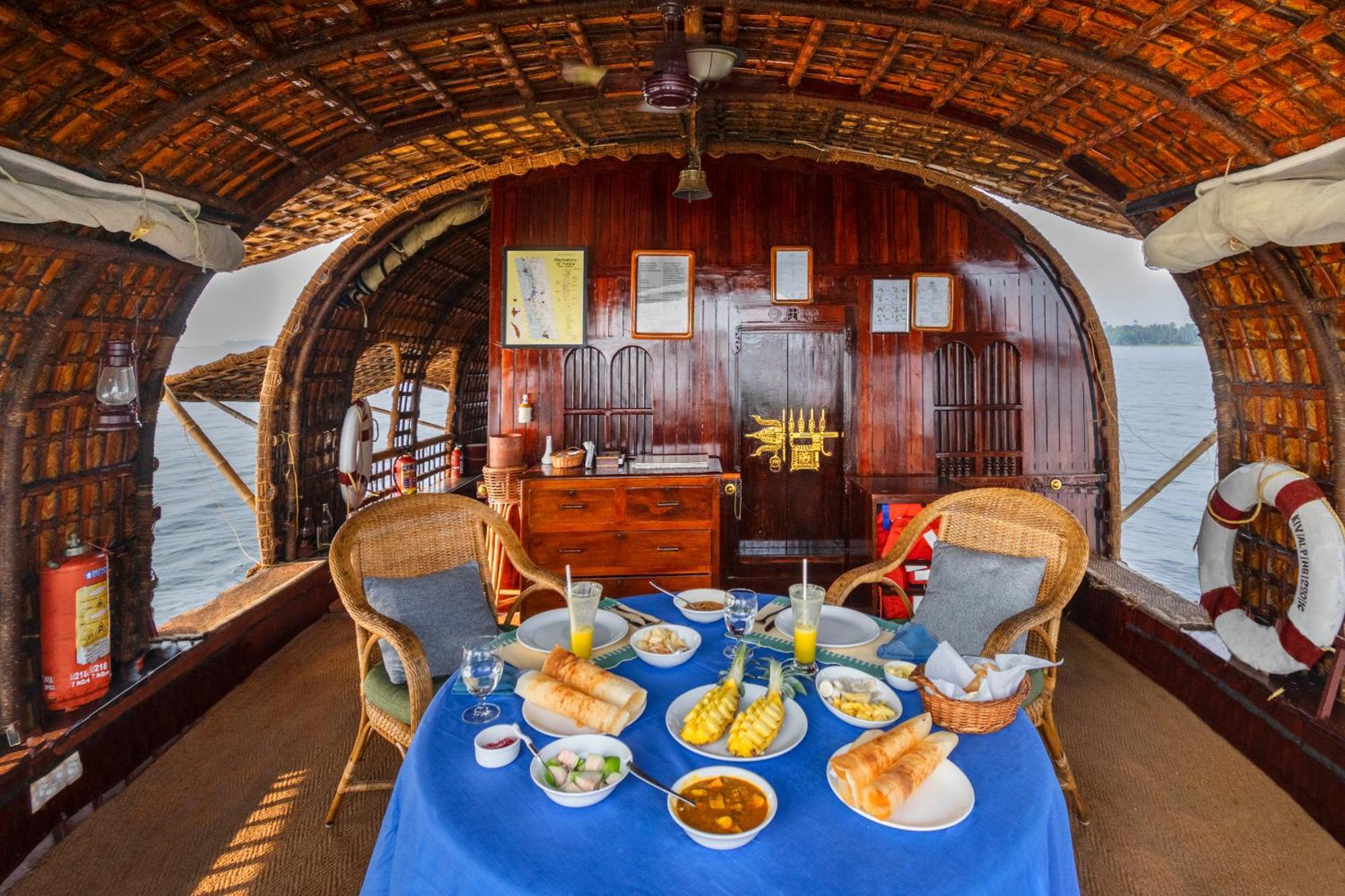 Spice Coast Cruises - Houseboat, A Cgh Earth Experience Ξενοδοχείο Alappuzha Εξωτερικό φωτογραφία