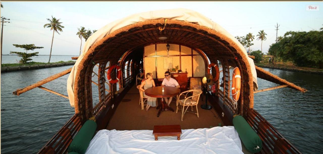 Spice Coast Cruises - Houseboat, A Cgh Earth Experience Ξενοδοχείο Alappuzha Εξωτερικό φωτογραφία